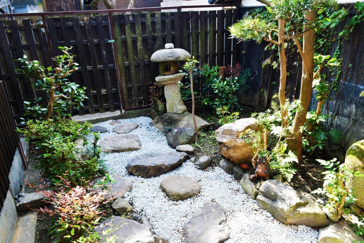 Guesthouse Mio Ōmihachiman Extérieur photo